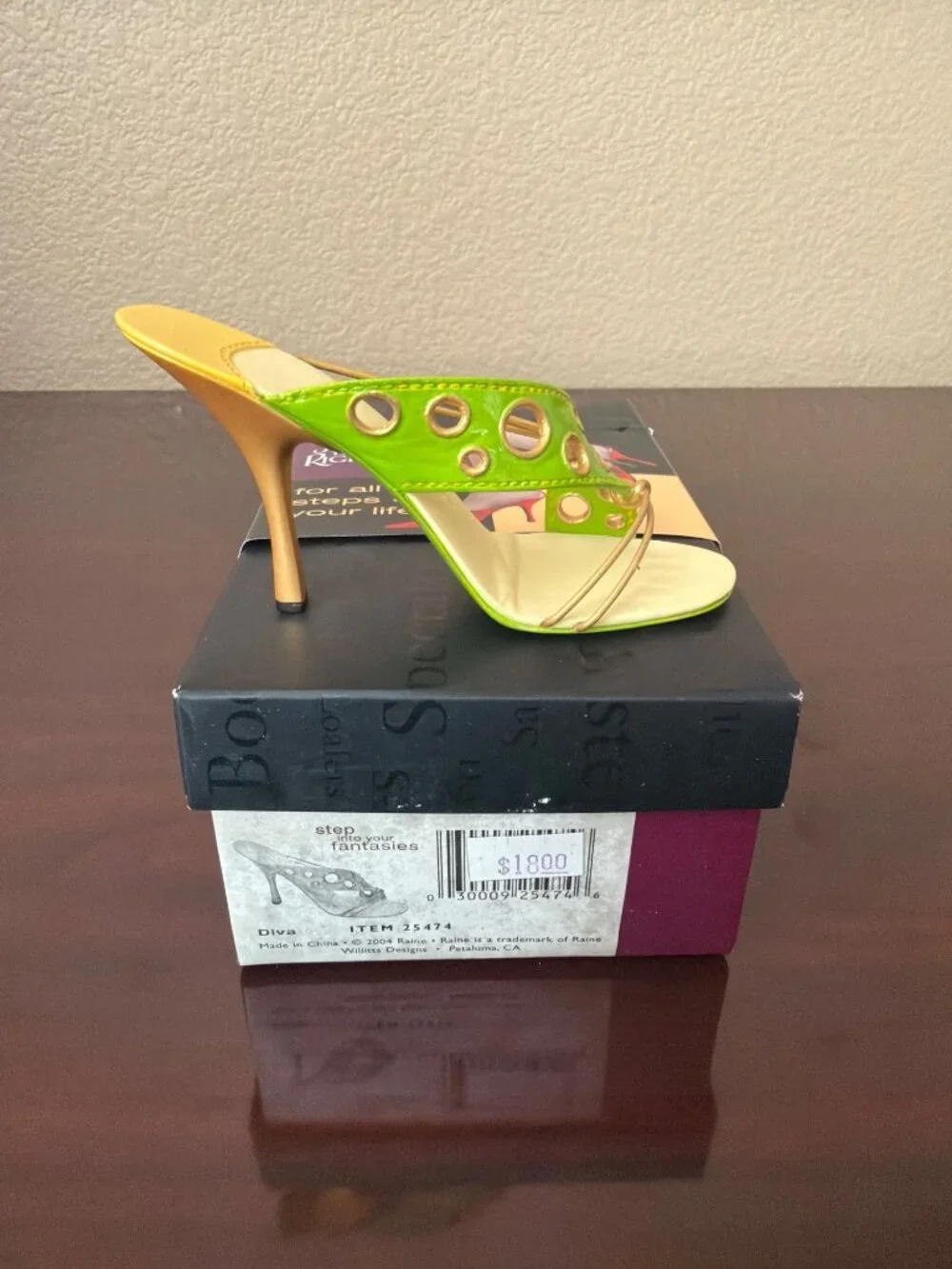 2006 Just the Right Shoe by Raine 